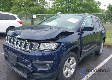 2019 Jeep Compass Latitude 4X4 z USA, uszkodzony, nr VIN 3C4NJDBB1KT648171